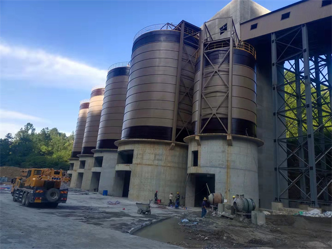 礦粉鋼板倉(cāng)6500噸礦粉倉(cāng)四川項(xiàng)目竣工